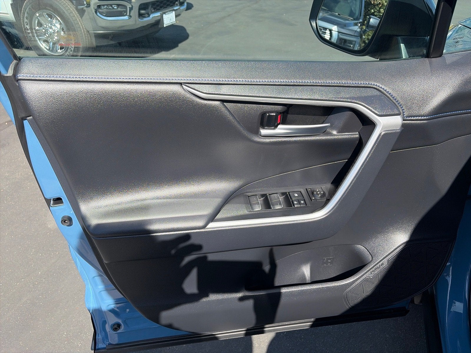 2025 Toyota RAV4 Hybrid XSE