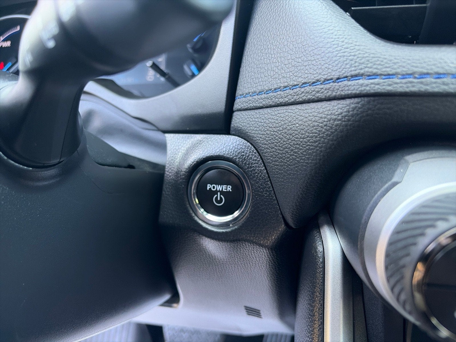2025 Toyota RAV4 Hybrid XSE