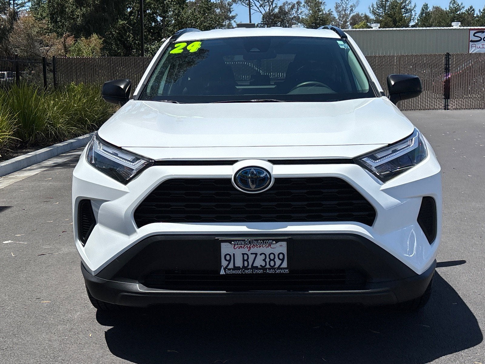 2024 Toyota RAV4 Hybrid LE