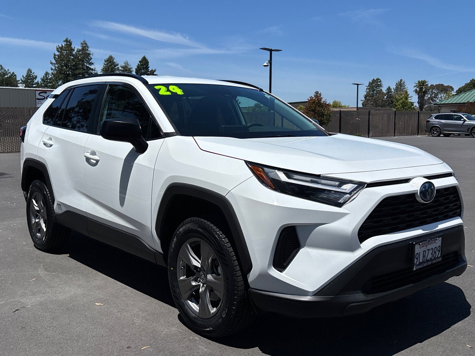 2024 Toyota RAV4 Hybrid LE