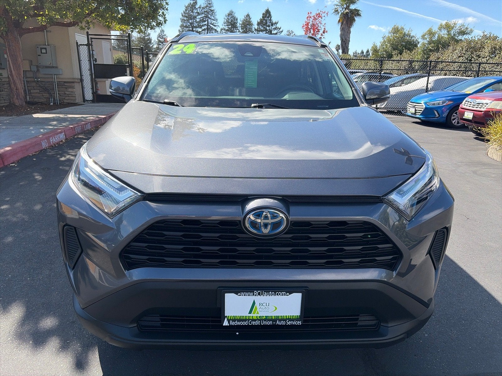 2024 Toyota RAV4 Hybrid LE