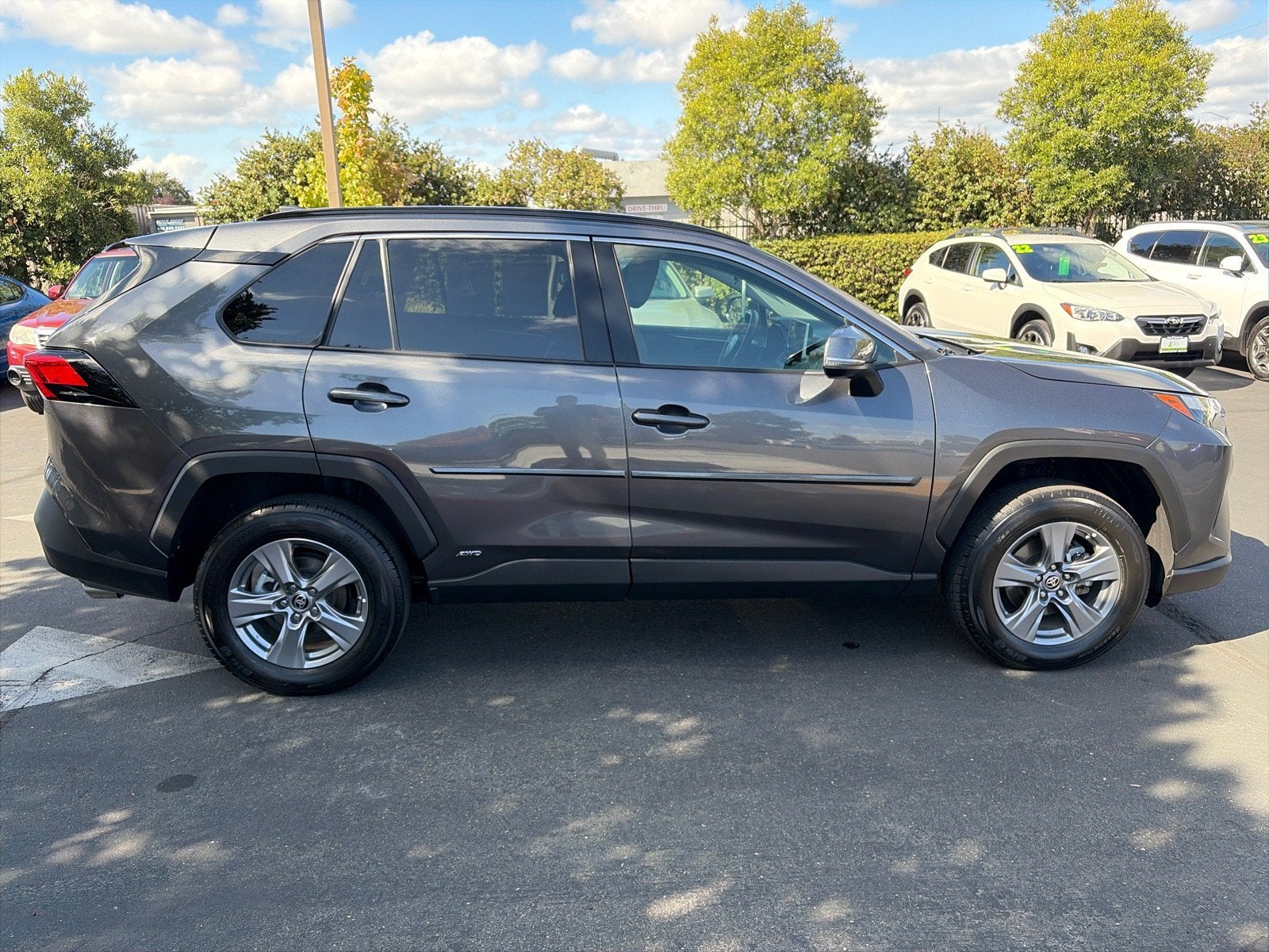 2024 Toyota RAV4 Hybrid LE