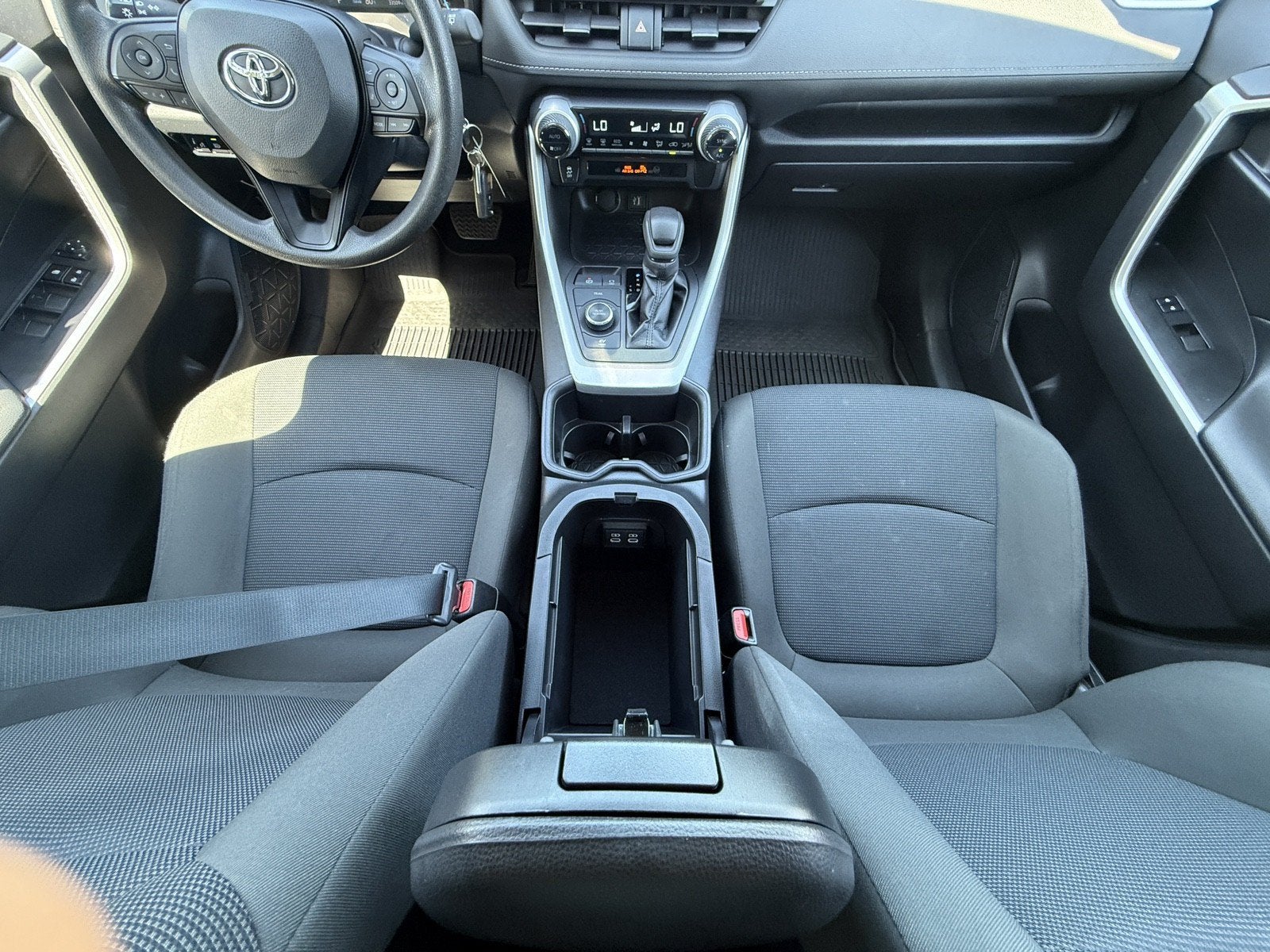 2023 Toyota RAV4 Hybrid LE