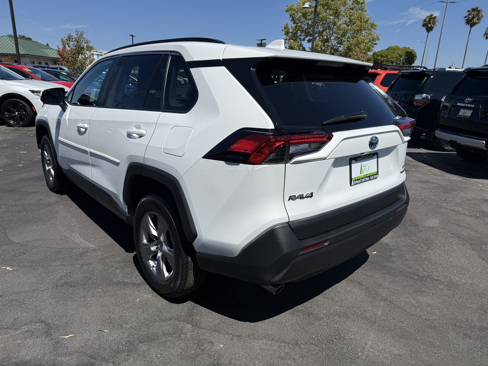 2023 Toyota RAV4 Hybrid LE