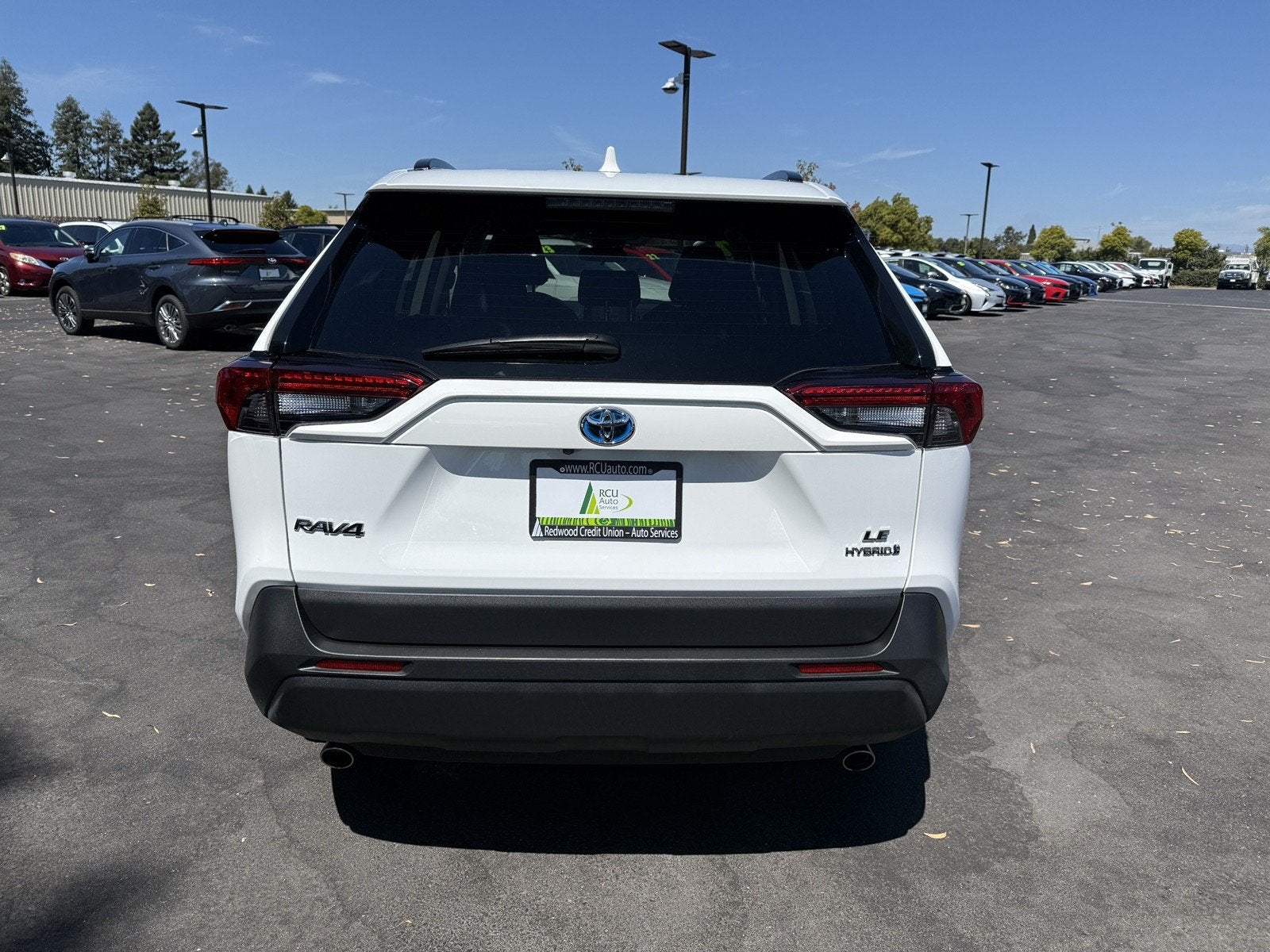 2023 Toyota RAV4 Hybrid LE