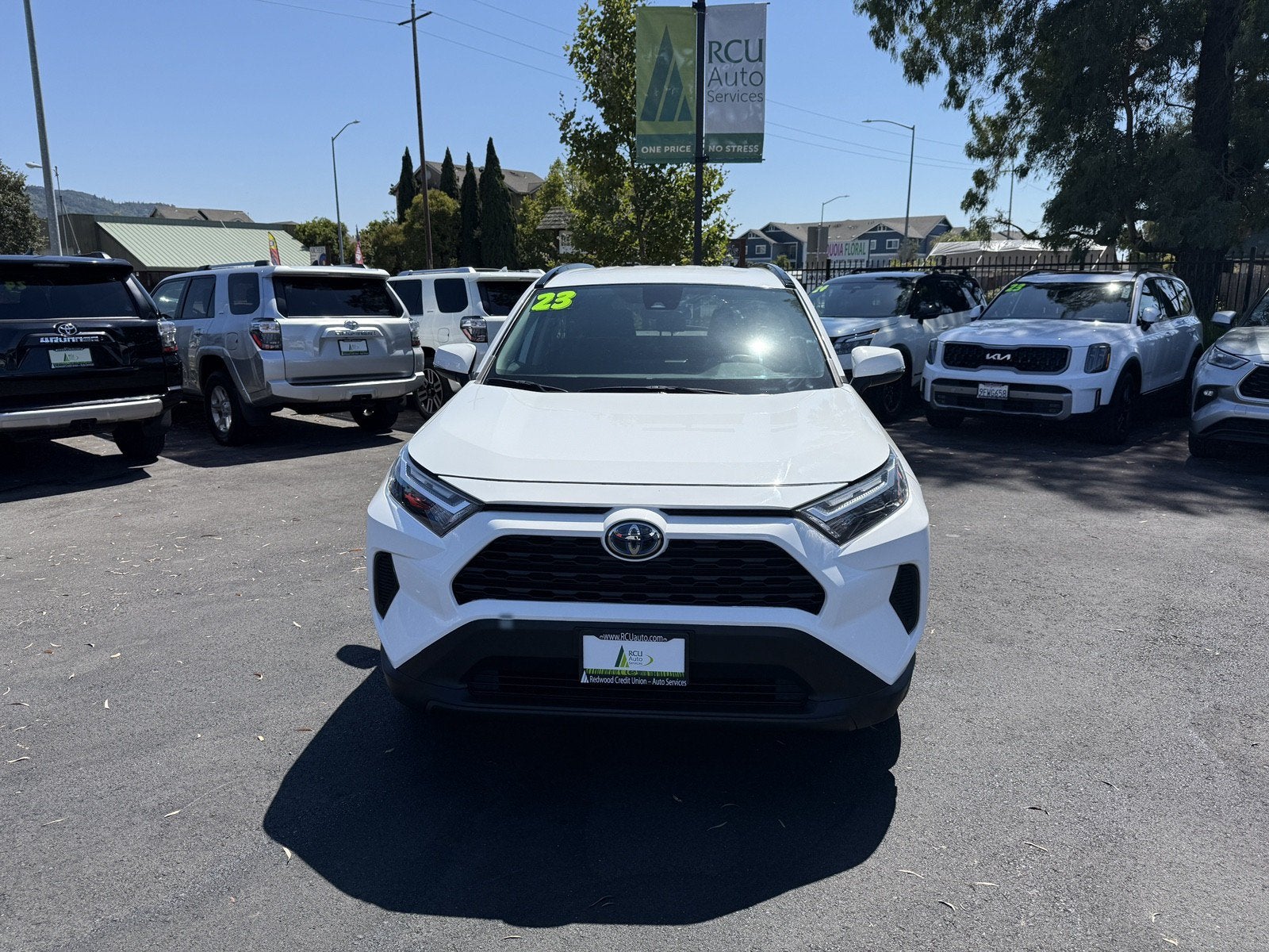 2023 Toyota RAV4 Hybrid LE