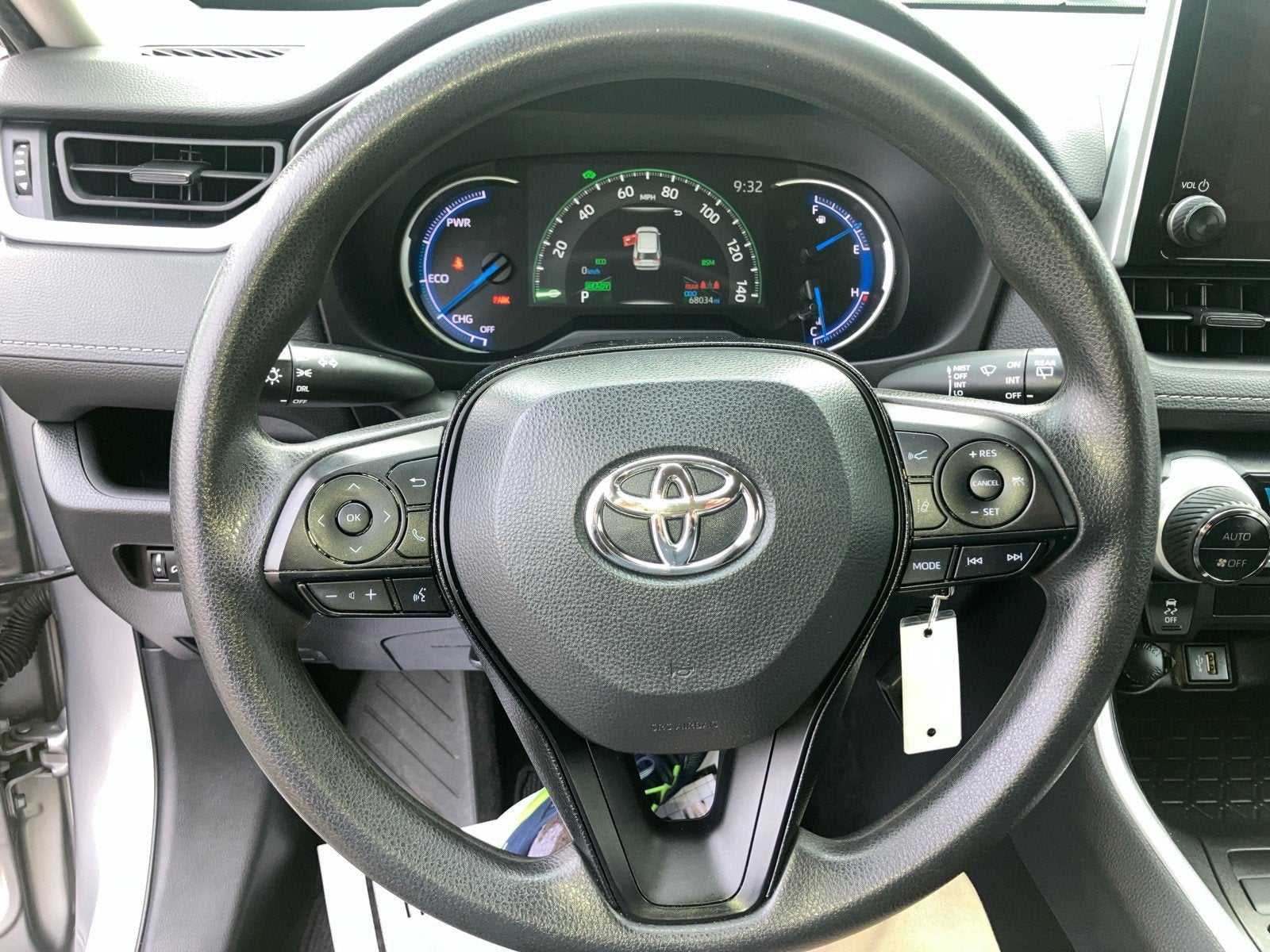 2023 Toyota RAV4 Hybrid LE