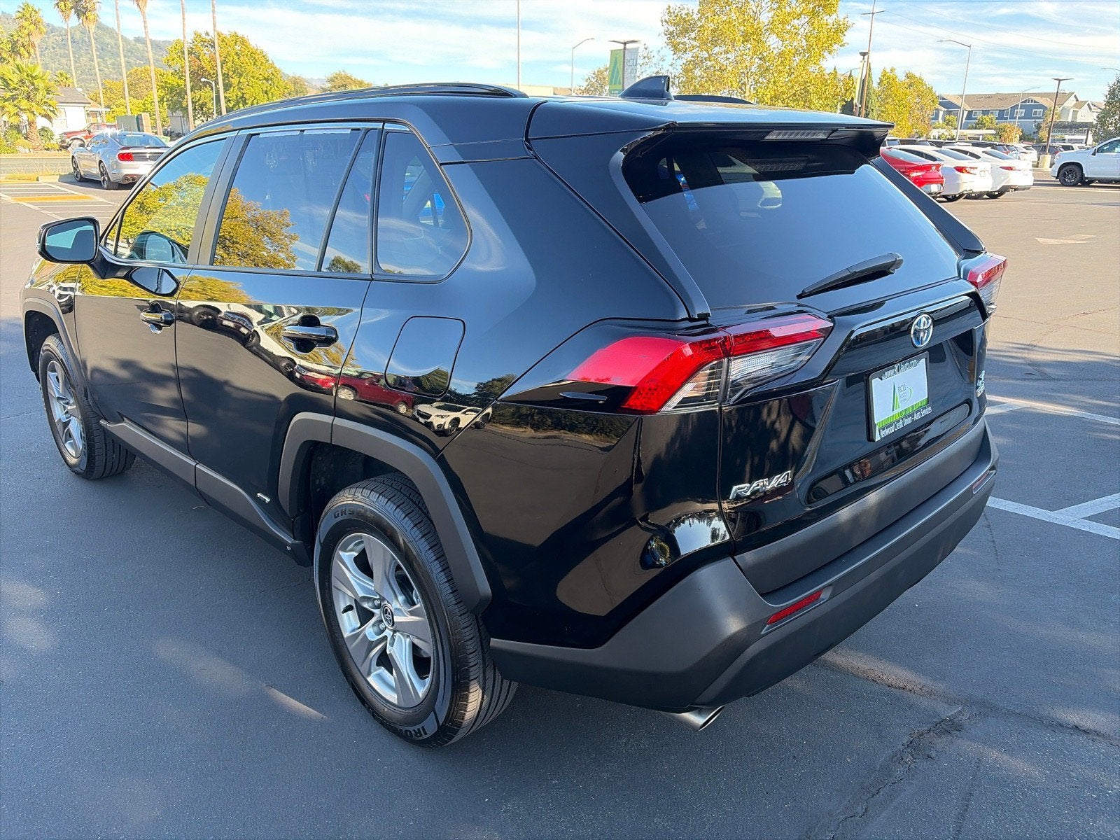 2023 Toyota RAV4 Hybrid XLE