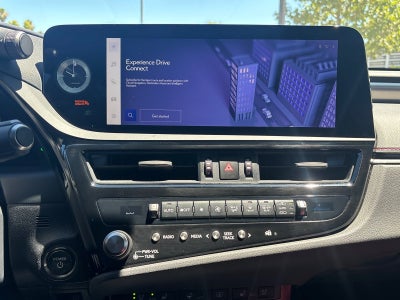 2024 Lexus ES ES 300h F SPORT Handling