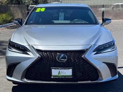 2024 Lexus ES ES 300h F SPORT Handling