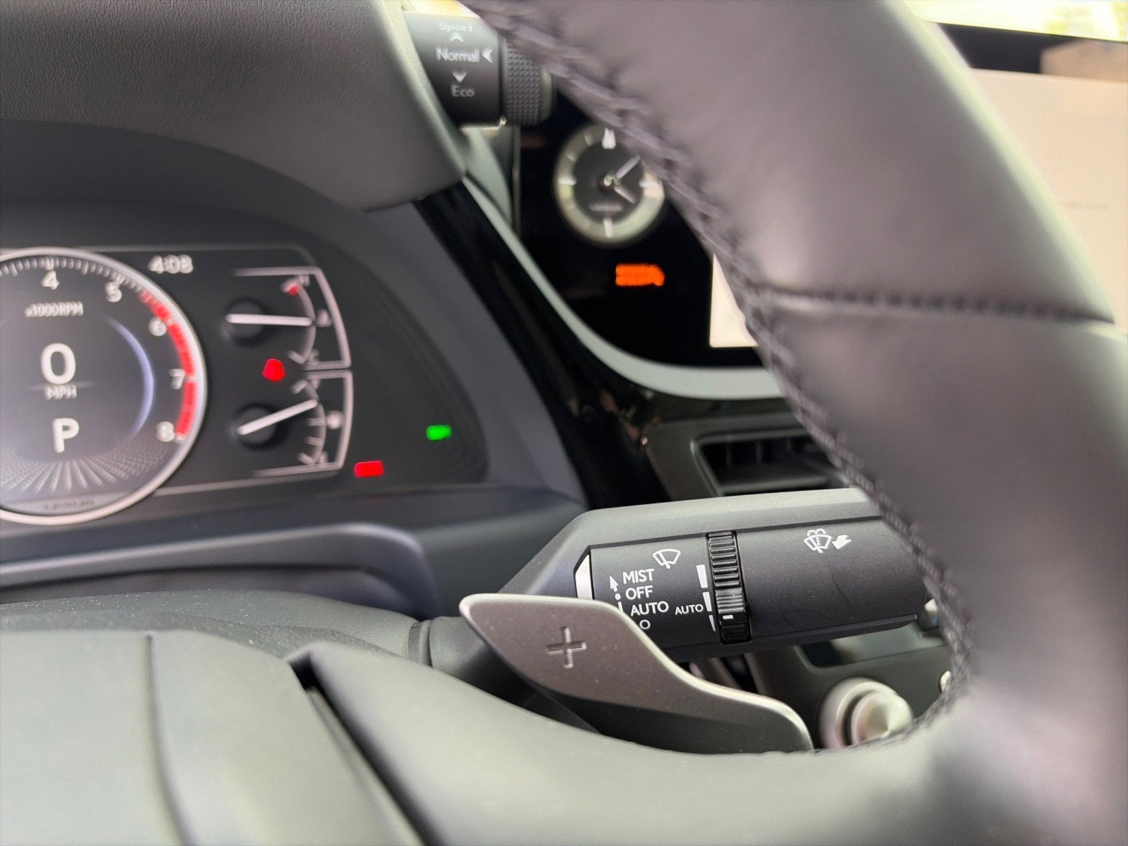 2025 Lexus ES ES 300h F SPORT Design