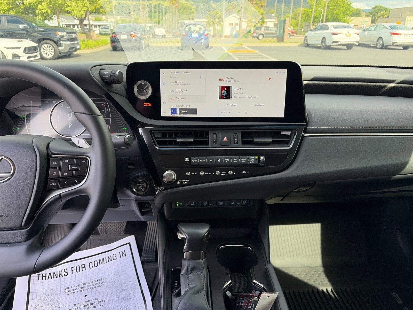 2025 Lexus ES ES 300h F SPORT Design