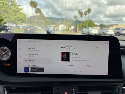 2025 Lexus ES ES 300h F SPORT Design