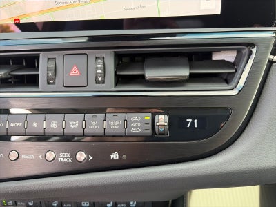 2025 Lexus ES ES 300h F SPORT Design