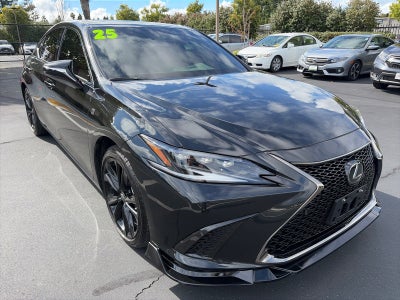 2025 Lexus ES ES 300h F SPORT Design