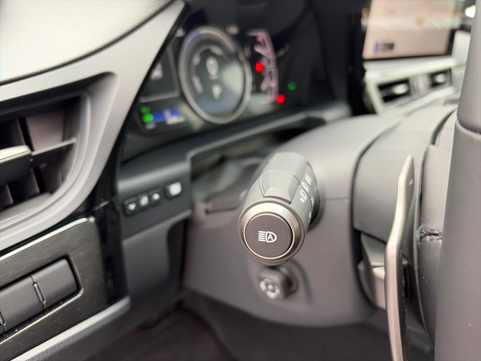 2025 Lexus ES ES 300h