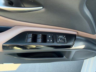 2025 Lexus ES ES 300h Luxury