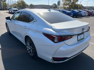 2025 Lexus ES ES 300h Luxury