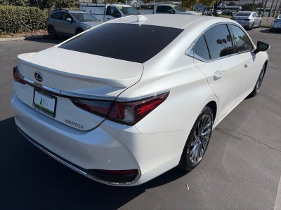 2025 Lexus ES ES 300h Luxury