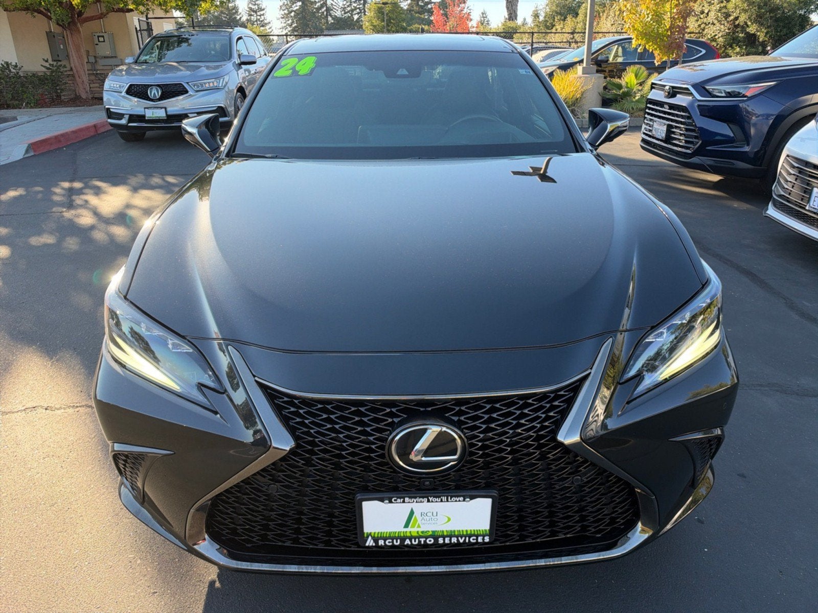 2024 Lexus ES ES 350 F SPORT Handling