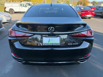 2024 Lexus ES ES 350 F SPORT Handling