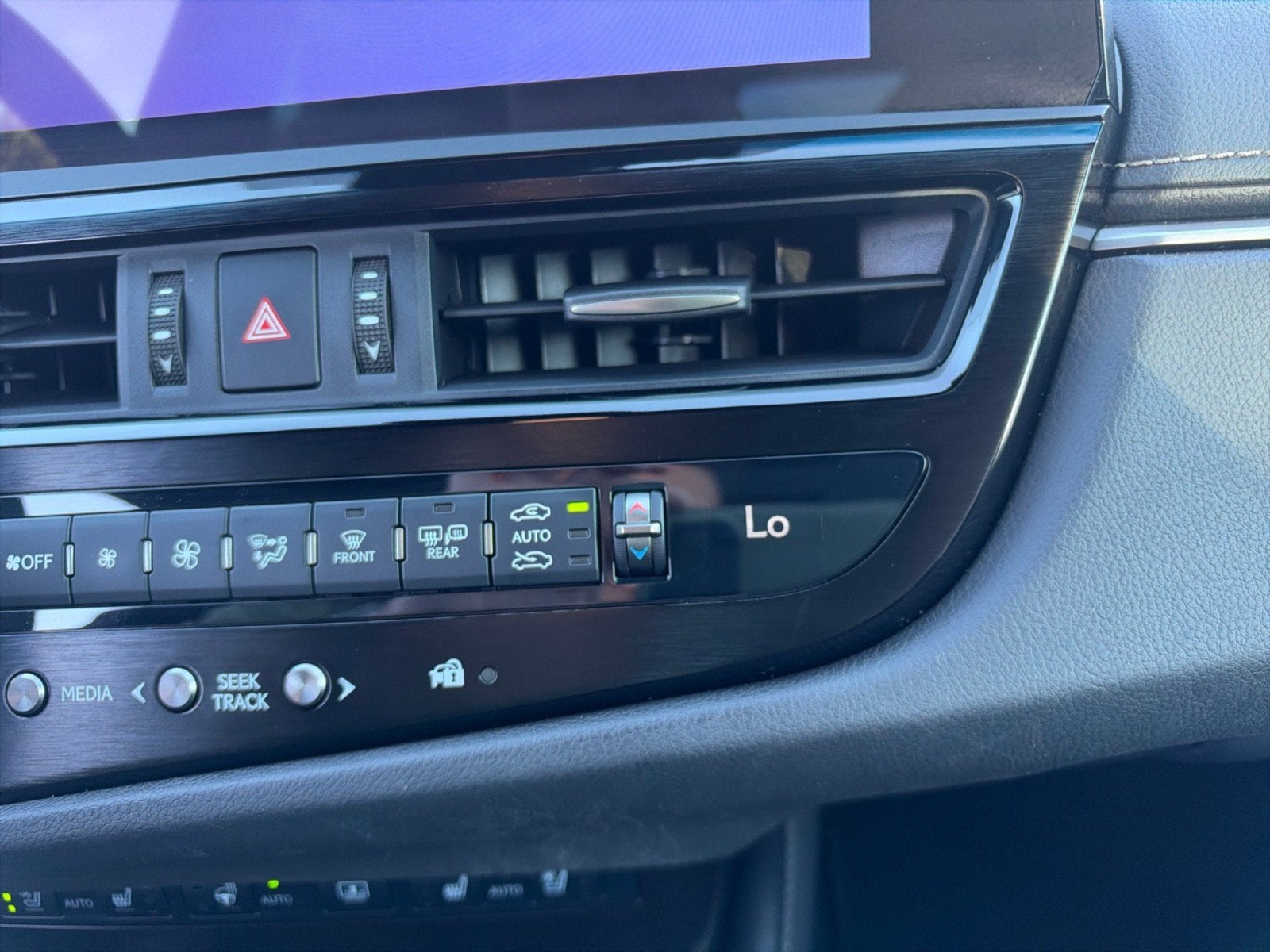 2024 Lexus ES ES 350 F SPORT Handling