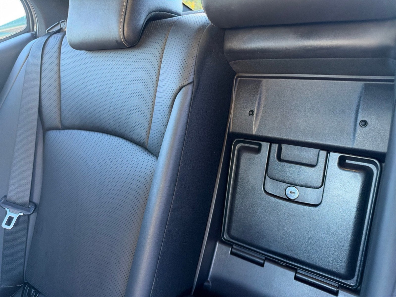 2024 Lexus ES ES 350 F SPORT Handling