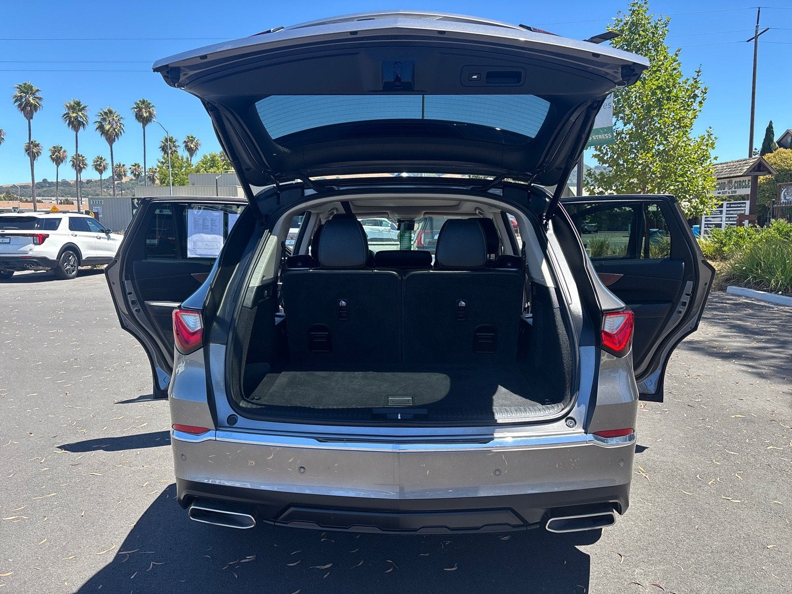 2022 Acura MDX w/Technology Package