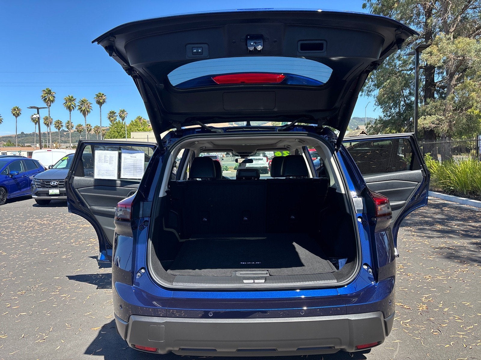 2026 Nissan Rogue Dark Armor