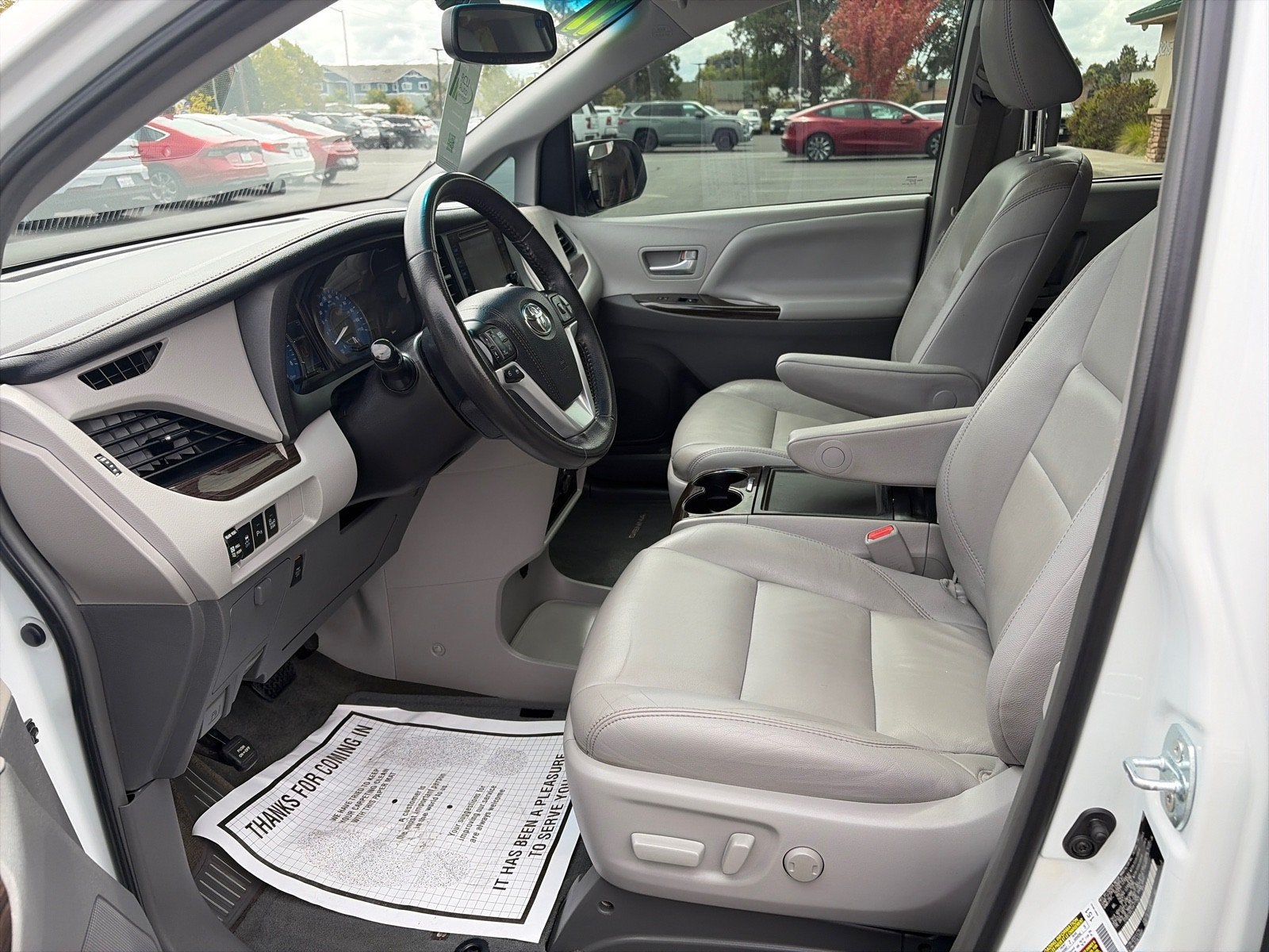 2017 Toyota Sienna XLE Premium