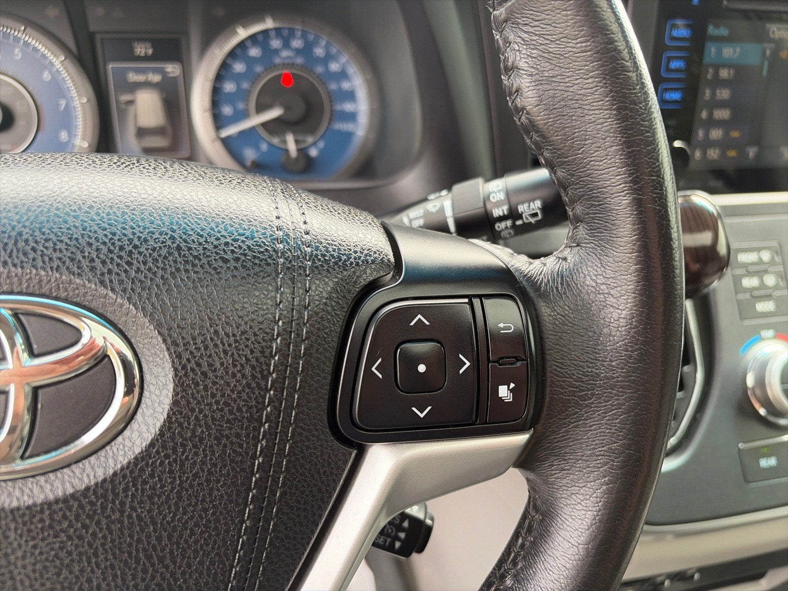 2017 Toyota Sienna XLE Premium
