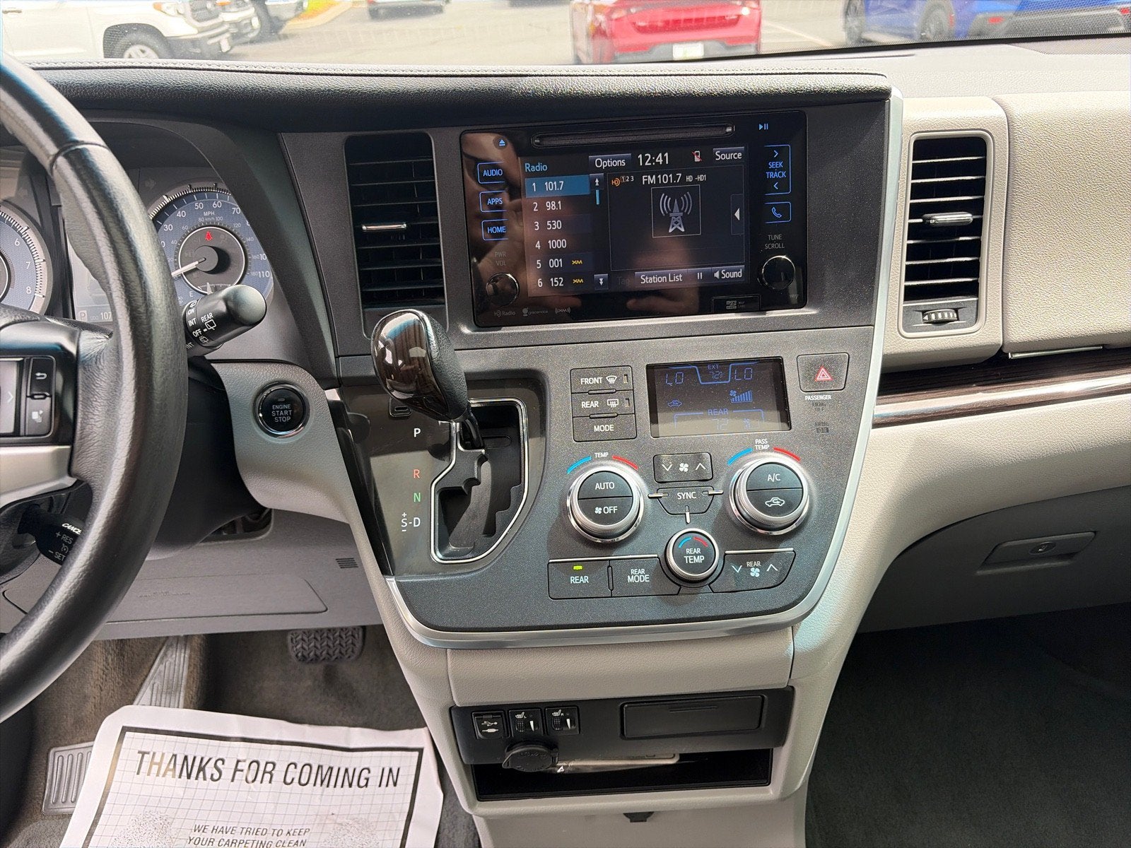 2017 Toyota Sienna XLE Premium