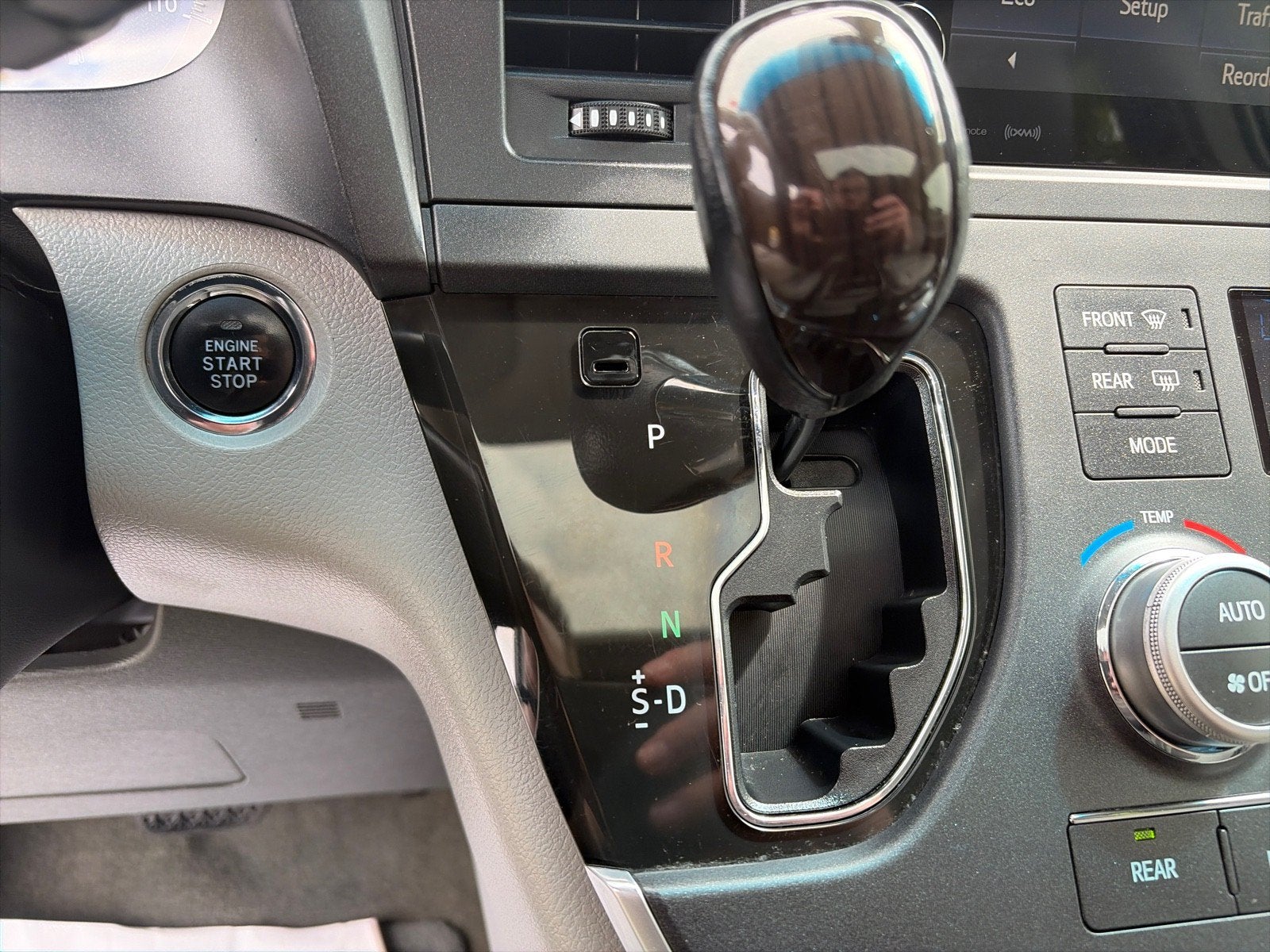 2017 Toyota Sienna XLE Premium
