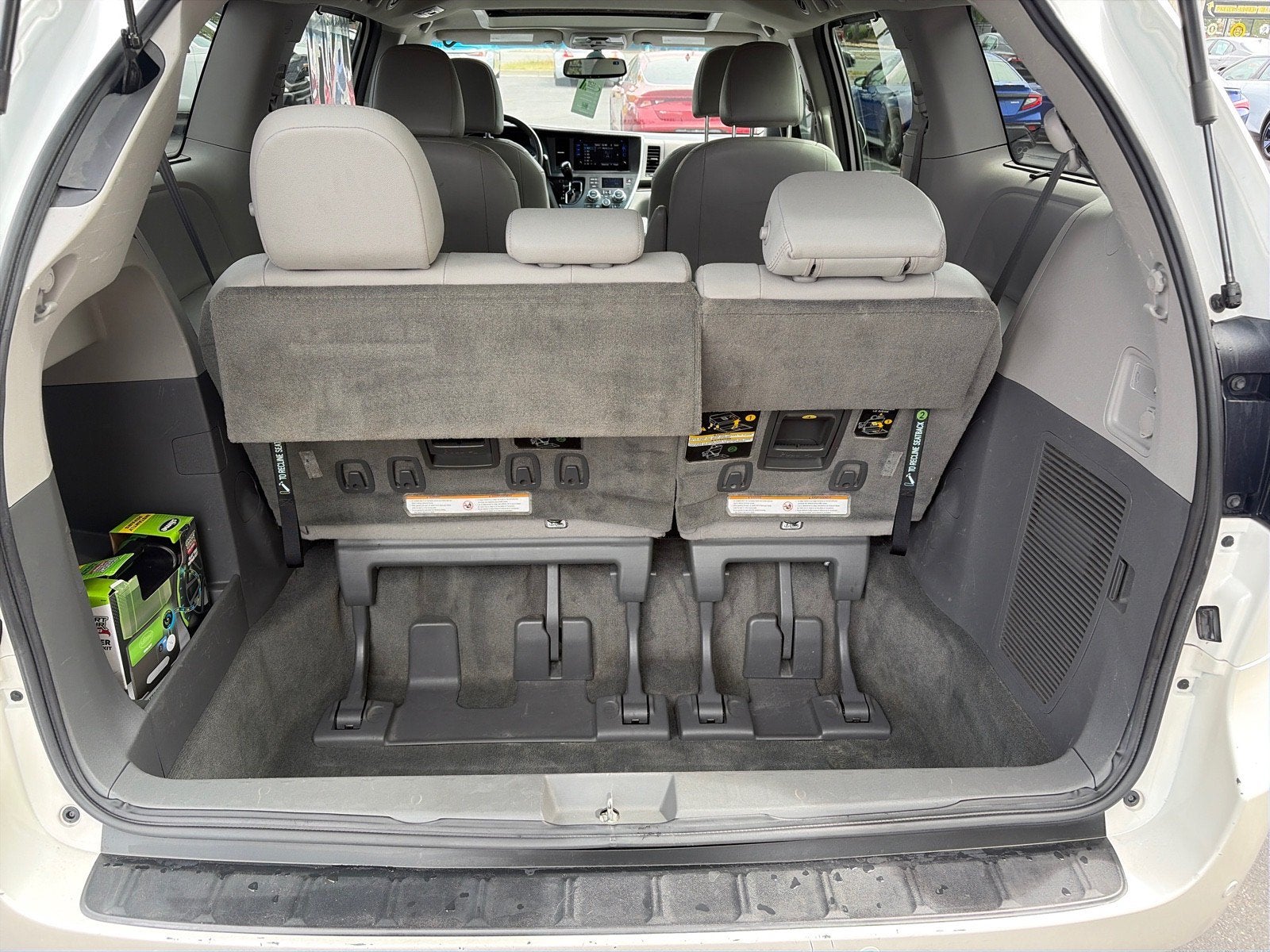 2017 Toyota Sienna XLE Premium