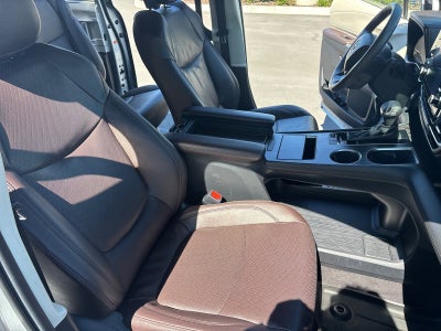 2024 Toyota Sienna Platinum