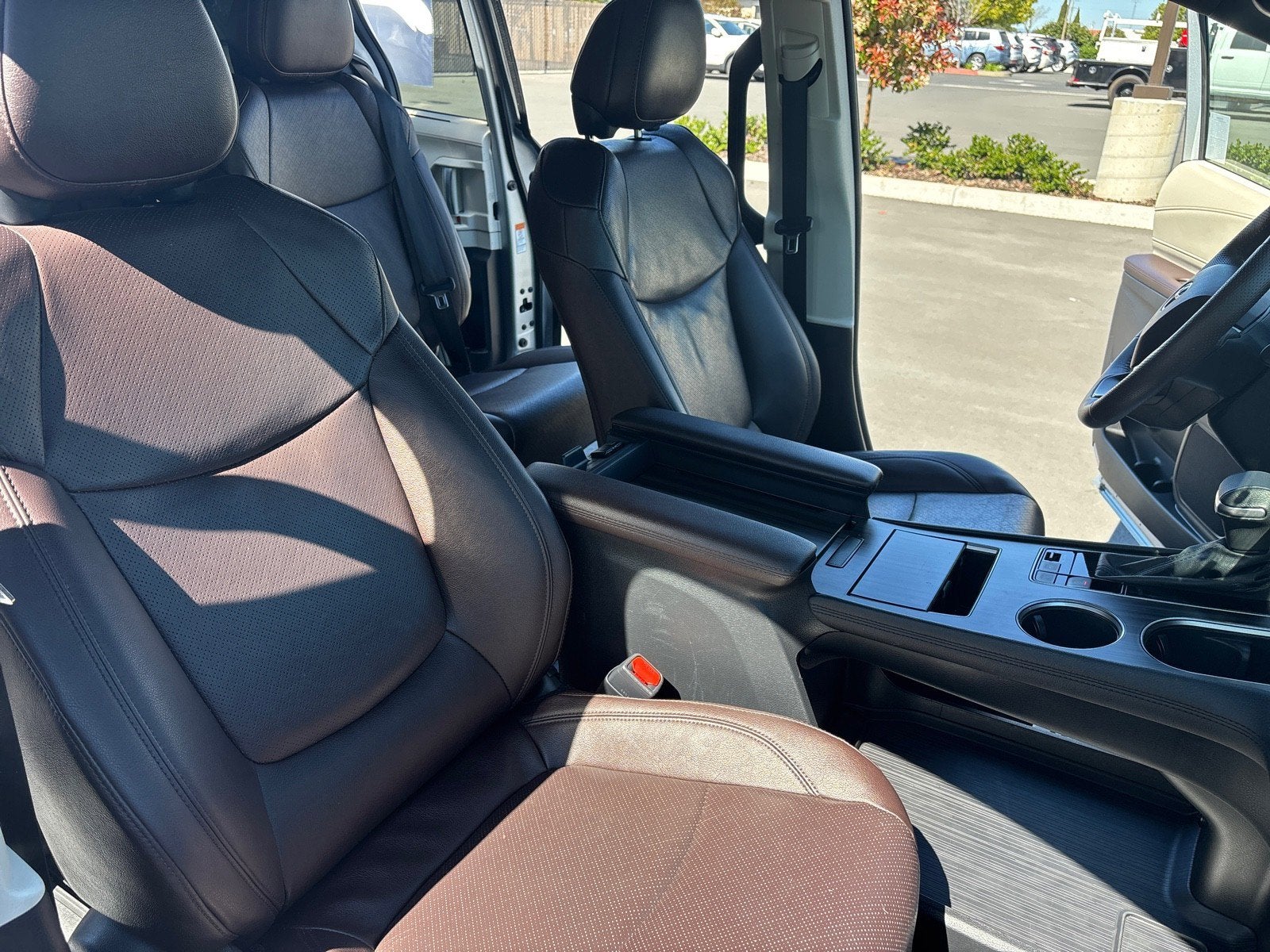 2024 Toyota Sienna Platinum