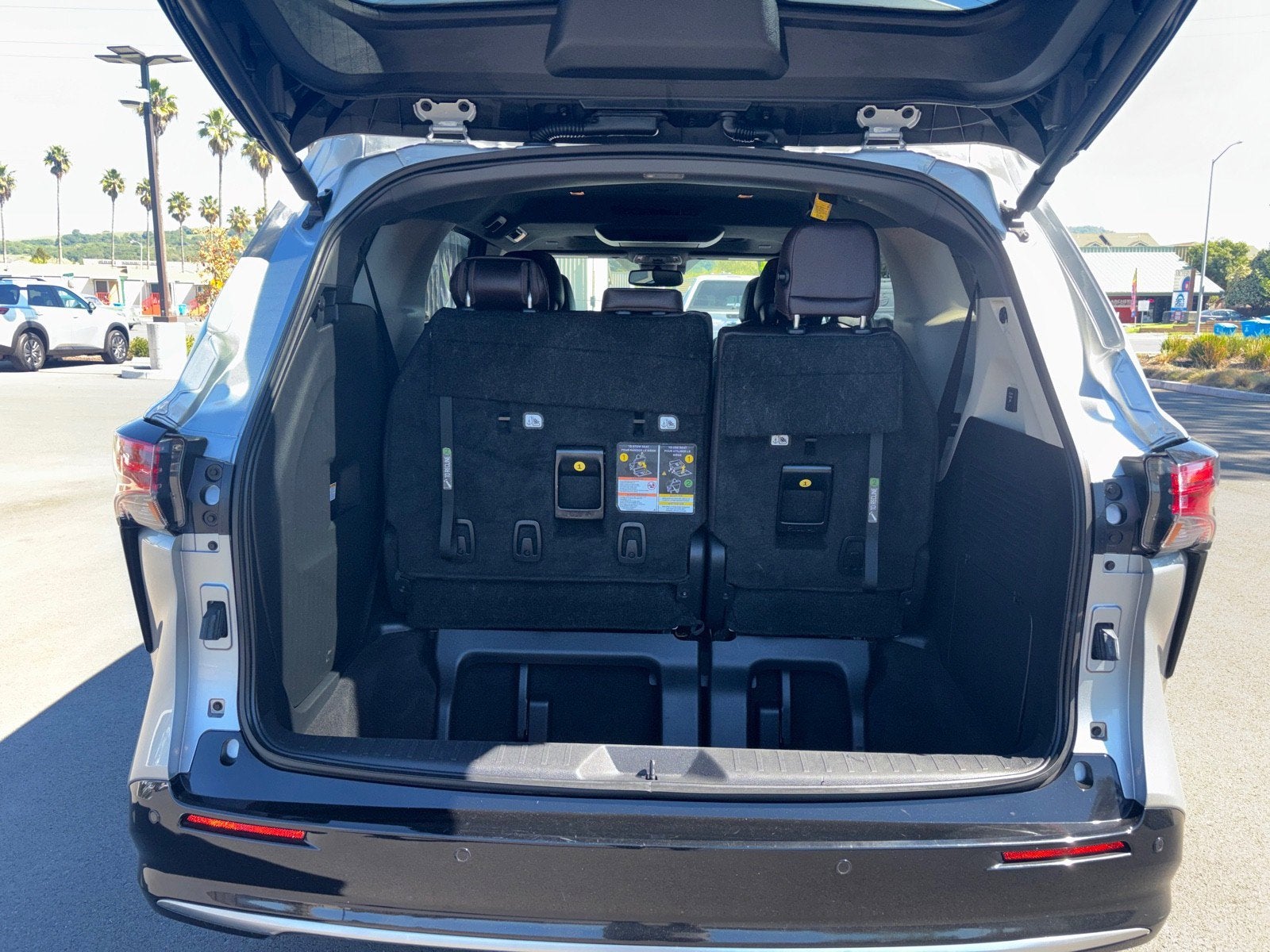 2024 Toyota Sienna Platinum