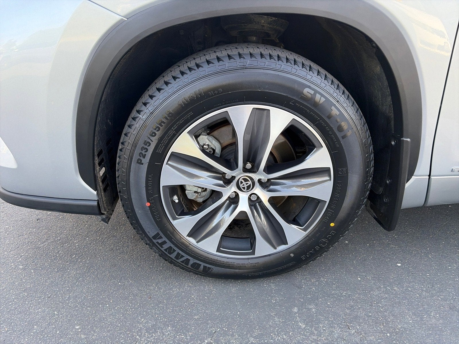 2024 Toyota Highlander Hybrid XLE