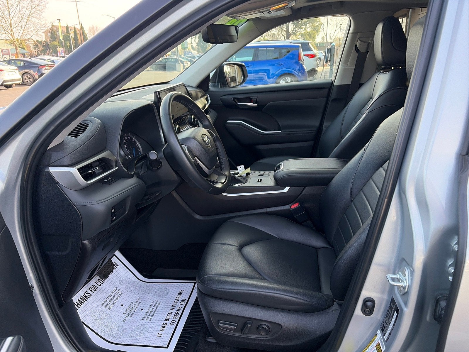 2024 Toyota Highlander Hybrid XLE