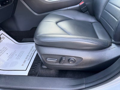 2024 Toyota Highlander Hybrid XLE