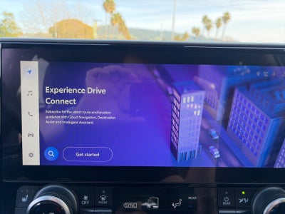 2024 Toyota Highlander Hybrid XLE