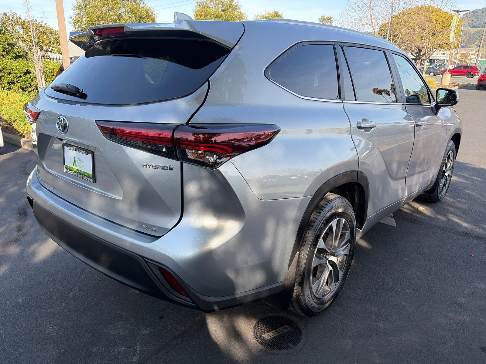 2024 Toyota Highlander Hybrid XLE