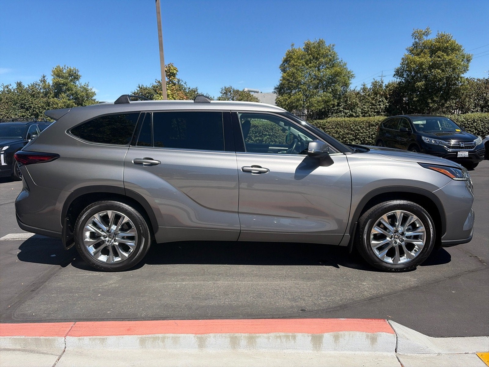 2025 Toyota Highlander Limited
