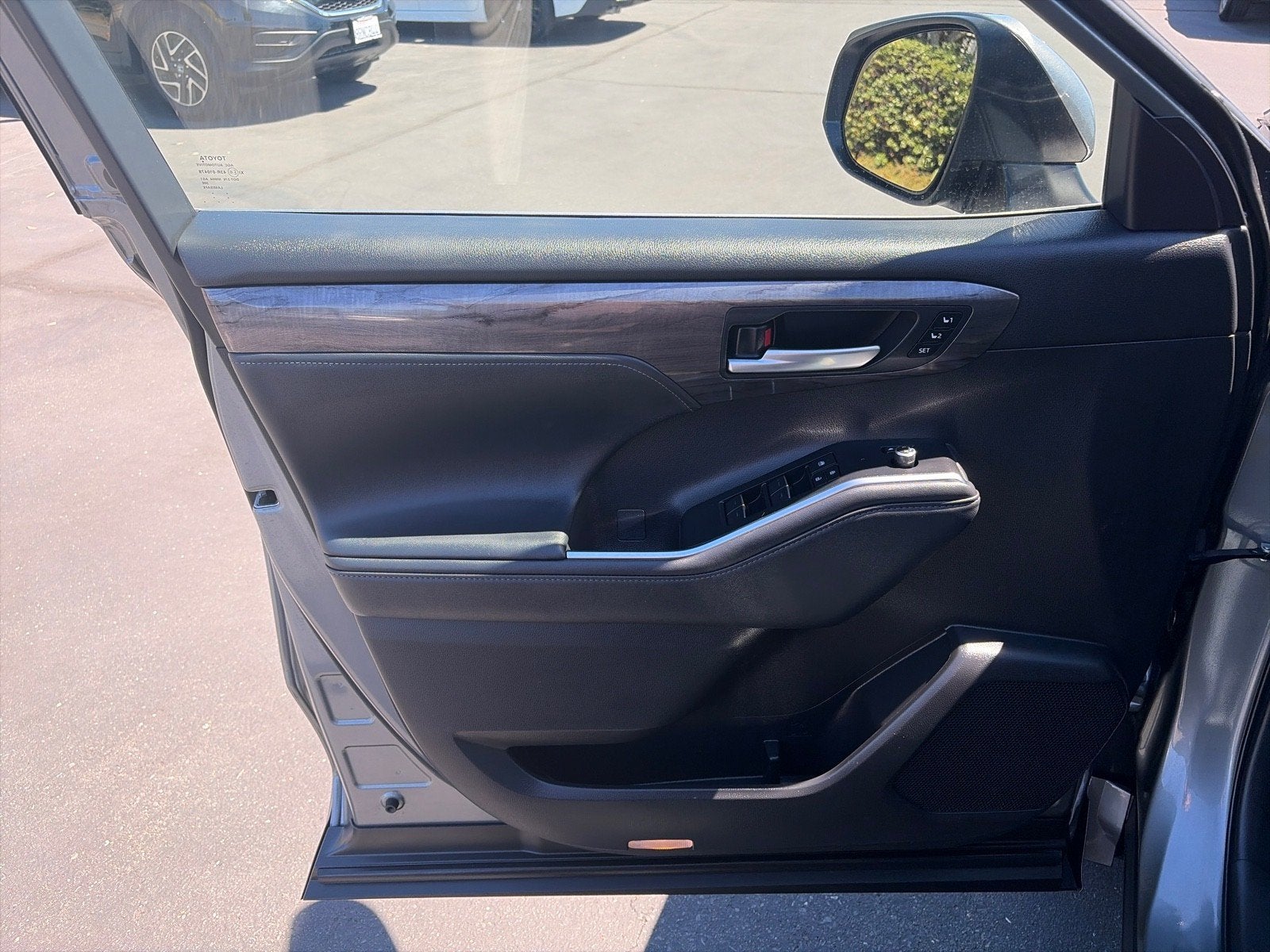2025 Toyota Highlander Limited