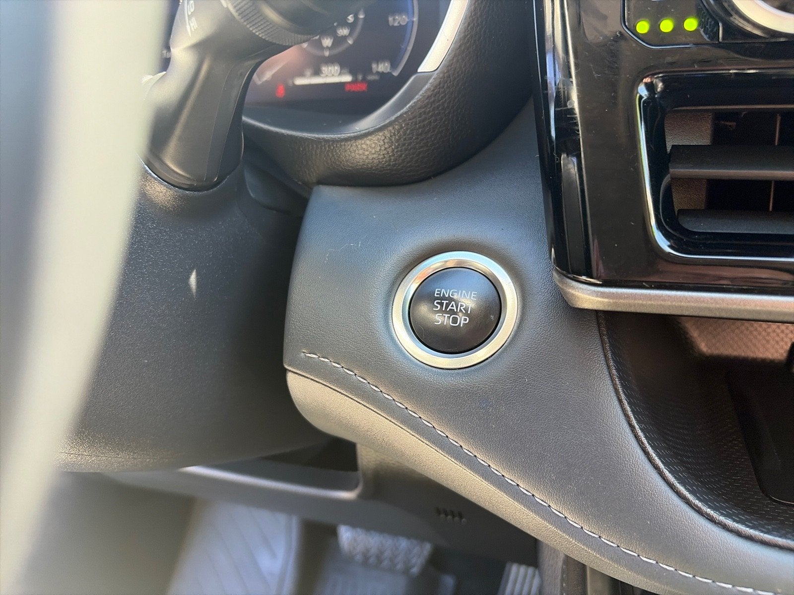 2025 Toyota Highlander Limited
