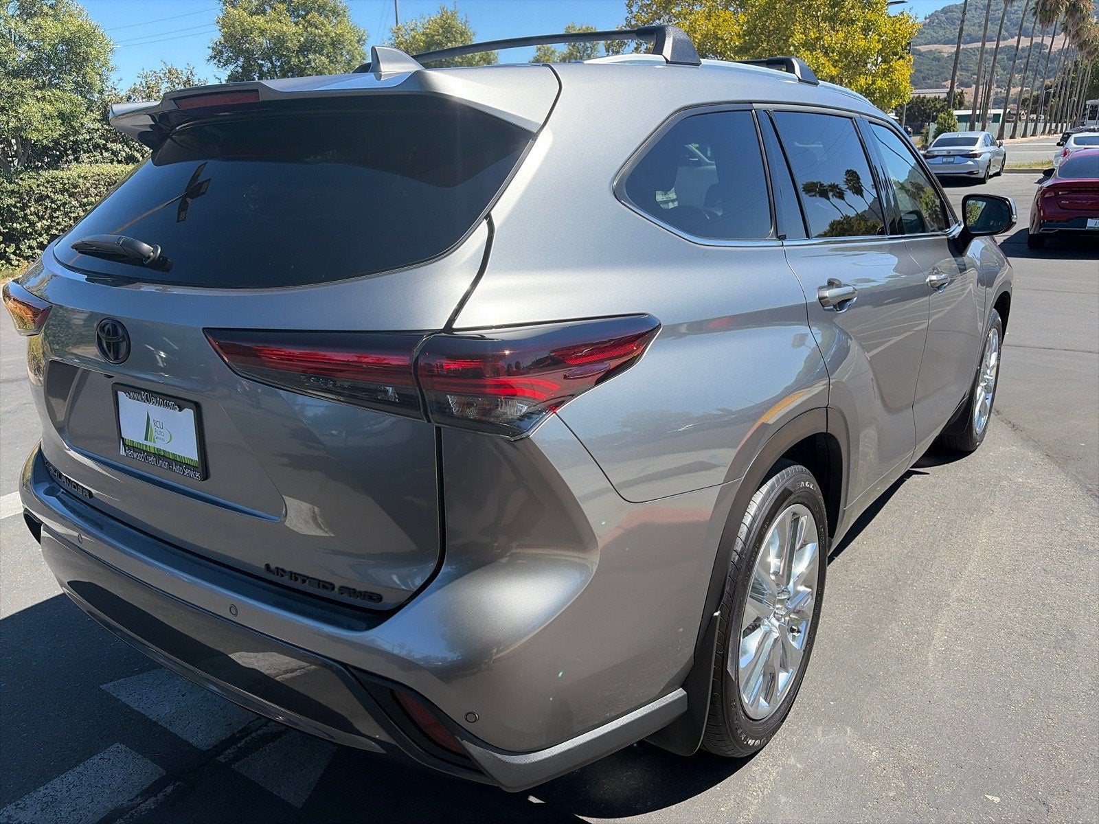 2025 Toyota Highlander Limited