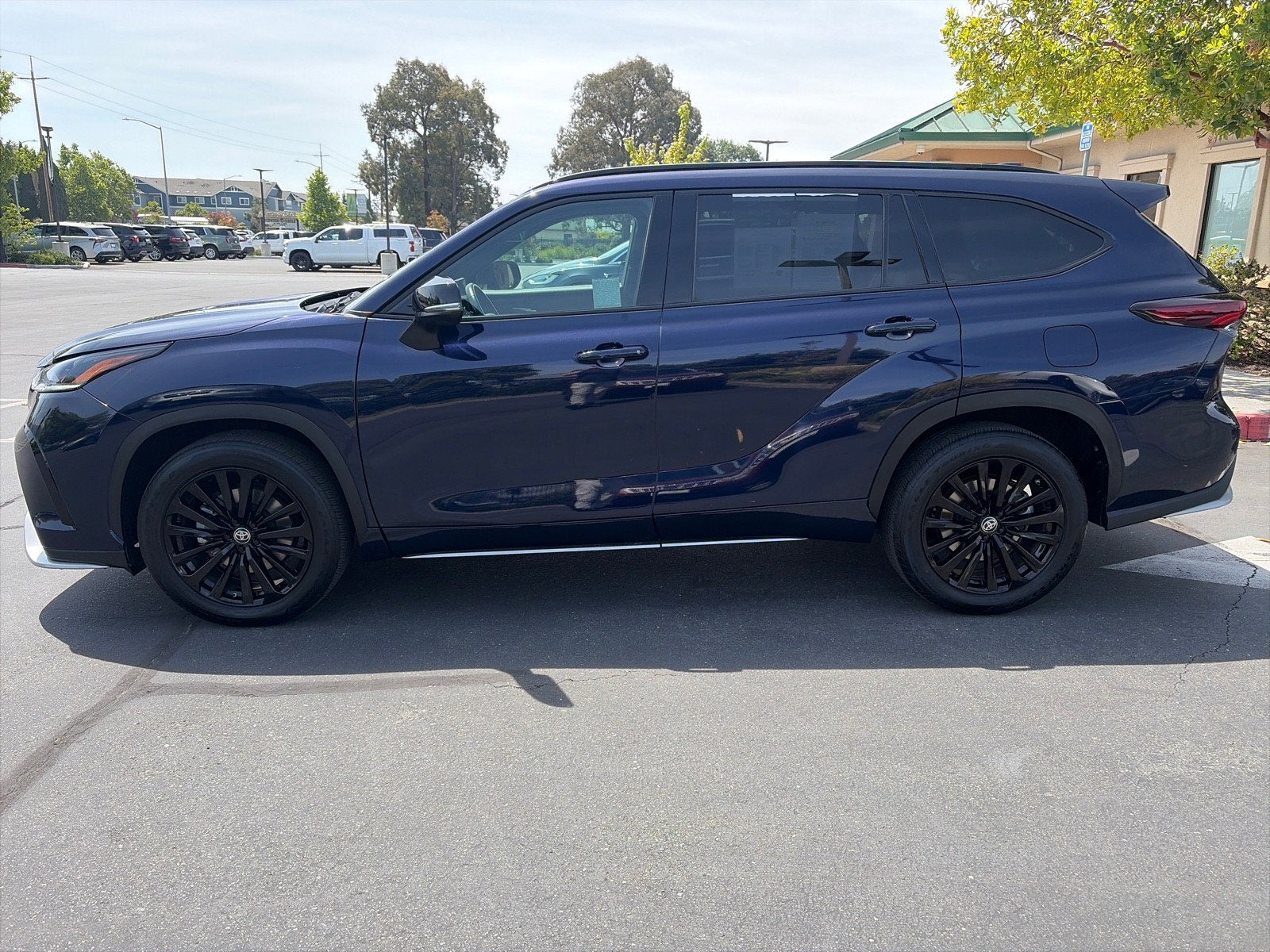 2024 Toyota Highlander XSE