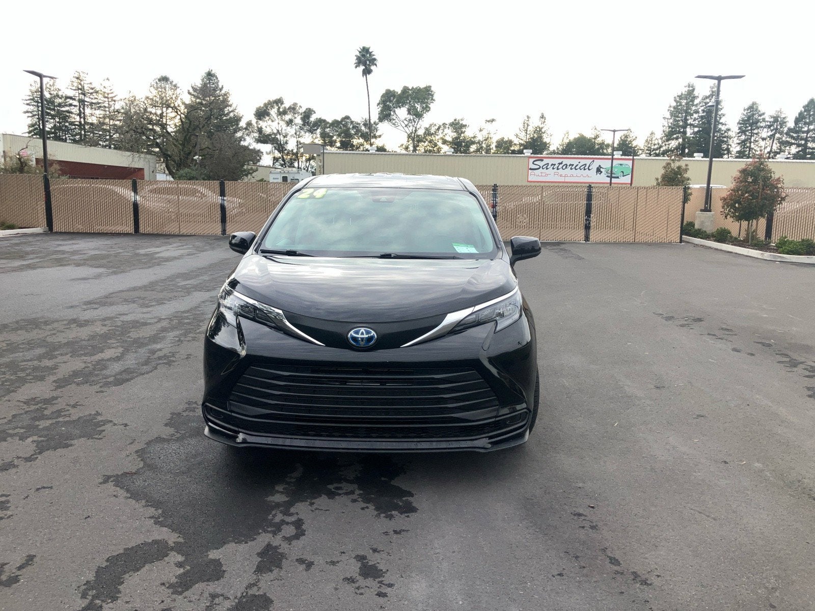 2024 Toyota Sienna LE