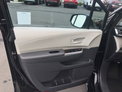 2024 Toyota Sienna LE