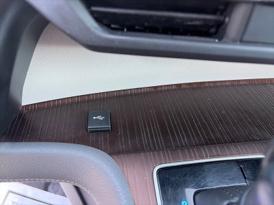 2023 Toyota Sienna LE
